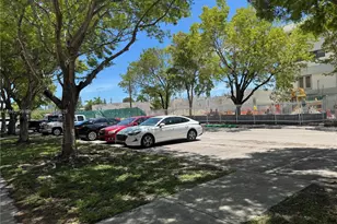 1851 NE 168th St, North Miami Beach, FL 33162 - Photo 25