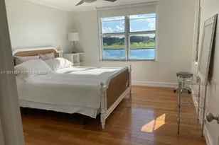 9250 W Bay Harbor Dr, Bay Harbor Islands, FL 33154 - Photo 29