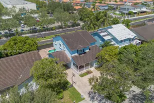 9822 SW 161st Pl, Miami, FL 33196 - Photo 3