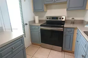 8000 Harding Ave, Miami Beach, FL 33141 - Photo 11