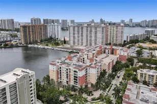 17100 N Bay Rd, Sunny Isles Beach, FL 33160 - Photo 51