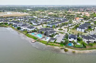 15826 NW 91st Ct, Miami Lakes, FL 33018 - Photo 15