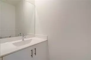 15826 NW 91st Ct, Miami Lakes, FL 33018 - Photo 41