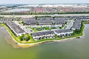 15826 NW 91st Ct, Miami Lakes, FL 33018 - Photo 13