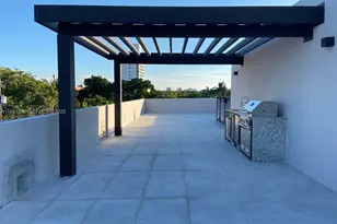 1431 SW 20th St, Miami, FL 33145 - Photo 9