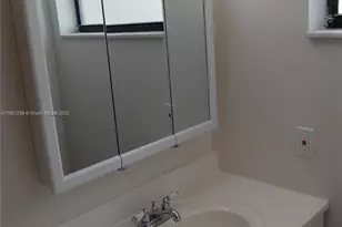 1334 Collins Ave, Miami Beach, FL 33139 - Photo 11