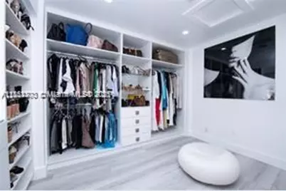 455 NE 210th  Ter, Miami, FL 33179 - Photo 19