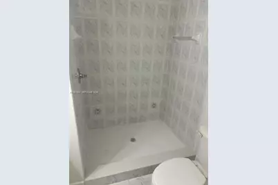 37 W 11th St #203, Hialeah, FL 33010 - Photo 15