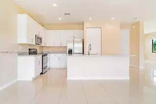 19220 NE 9th Pl, Miami, FL 33179 - Photo 13