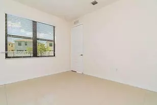 19220 NE 9th Pl, Miami, FL 33179 - Photo 5