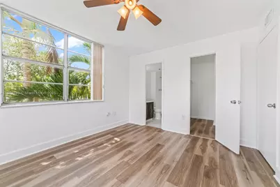 498 NW 165th St Rd #D-201, Miami, FL 33169 - Photo 13