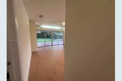 1150 SW 12th St, Miami, FL 33129 - Photo 15