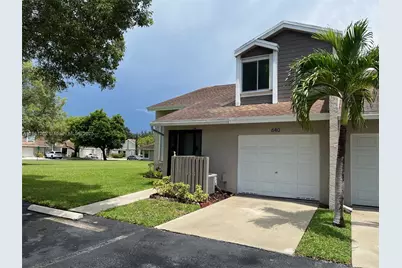 640 Woodgate Ln #A, Sunrise, FL 33326 - Photo 1