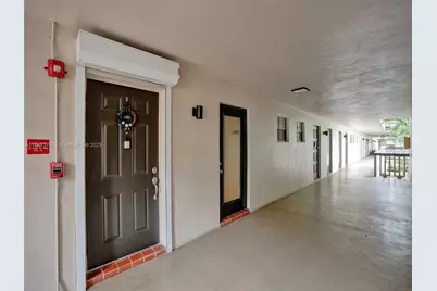 4900 Washington St #203, Hollywood, FL 33021 - Photo 3