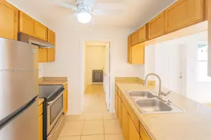 2403 NW 53rd St, Tamarac, FL 33309 - Photo 9