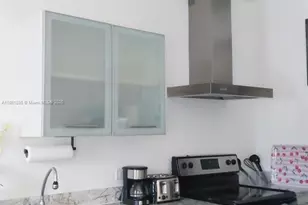 1358 Pennsylvania Ave, Miami Beach, FL 33139 - Photo 3