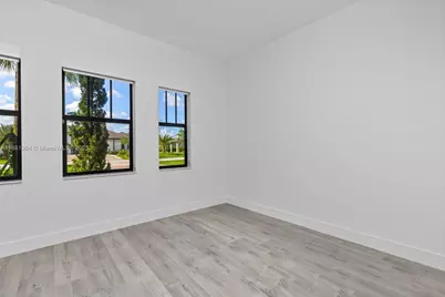 11125 N Sierra Ranch Dr, Davie, FL 33324 - Photo 21