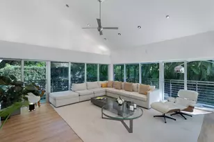 144 N Prospect Dr, Coral Gables, FL 33133 - Photo 25