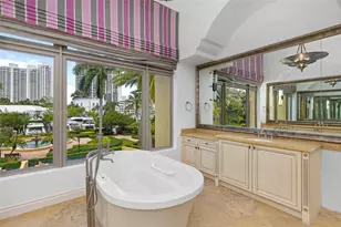 1504 Island Blvd, Aventura, FL 33160 - Photo 29