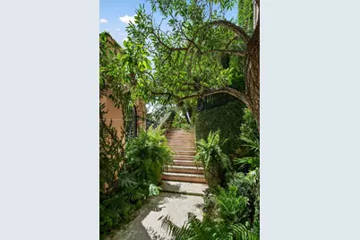 1840 S Bayshore Ln, Miami, FL 33133 - Photo 61