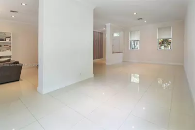 1600 Blue Jay Cir, Weston, FL 33327 - Photo 11