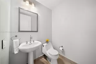 1425 Brickell Ave, Miami, FL 33131 - Photo 7