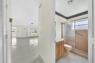 3319 Americo Dr, West Palm Beach, FL 33417 - Photo 19