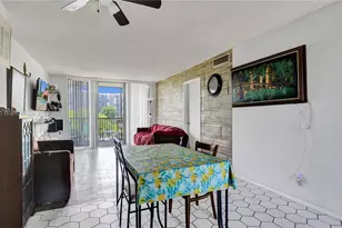 3101 N Country Club Dr, Aventura, FL 33180 - Photo 11