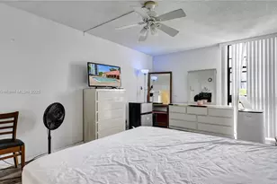 3101 N Country Club Dr, Aventura, FL 33180 - Photo 5