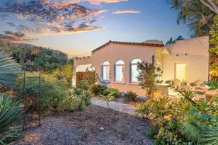 521 NE 119th St, Biscayne Park, FL 33161 - Photo 15