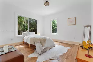 521 NE 119th St, Biscayne Park, FL 33161 - Photo 41