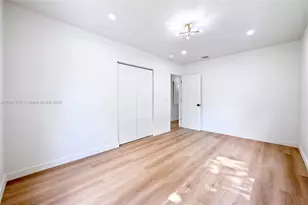 11320 NE 11th Pl, Biscayne Park, FL 33161 - Photo 35