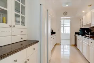 5640 Collins Ave, Miami Beach, FL 33140 - Photo 17
