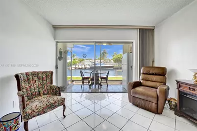 455 Paradise Isle Blvd #104, Hallandale Beach, FL 33009 - Photo 15