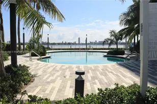 7501 E Treasure Dr, North Bay Village, FL 33141 - Photo 9