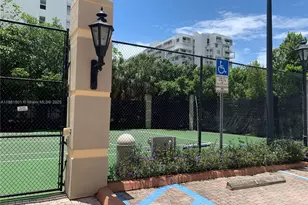 2475 Brickell Ave, Miami, FL 33129 - Photo 15