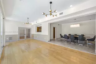 3180 N Bay Rd, Miami Beach, FL 33140 - Photo 11