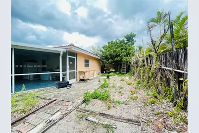 8203 NW 73rd Ter, Tamarac, FL 33321 - Photo 35