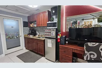 2441 NW 93rd Ave #103, Doral, FL 33172 - Photo 5