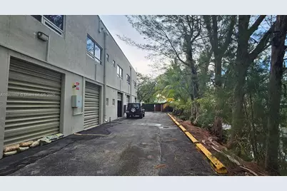 2441 NW 93rd Ave #103, Doral, FL 33172 - Photo 17