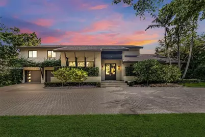 371 Isla Dorada Blvd, Coral Gables, FL 33143 - Photo 1