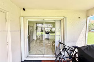 70 Whitehead Cir, Weston, FL 33326 - Photo 33