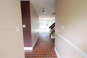 865 NW 80th Terrace, Plantation, FL 33324 - Photo 3