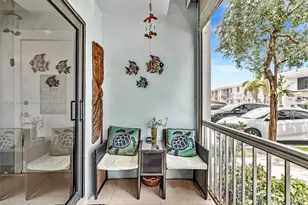 120 Cypress Club Dr, Pompano Beach, FL 33060 - Photo 23