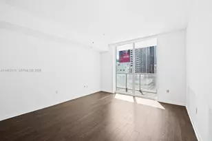 244 Biscayne Blvd, Miami, FL 33132 - Photo 11