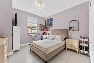 7521 NW 113th Path, Doral, FL 33178 - Photo 29