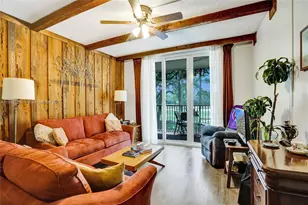 250 Jacaranda Dr, Plantation, FL 33324 - Photo 11