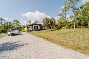 398 35th Ave NW, Naples, FL 34120 - Photo 3