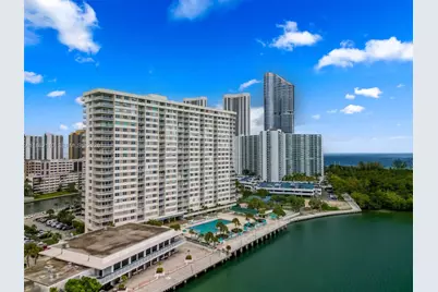 300 Bayview Dr #807, Sunny Isles Beach, FL 33160 - Photo 5