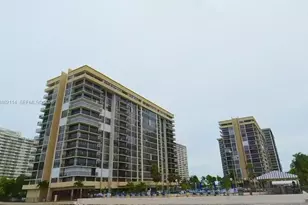 2017 S Ocean Dr, Hallandale Beach, FL 33009 - Photo 29